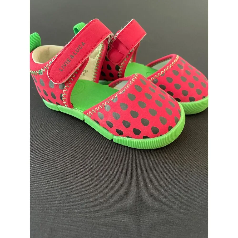 ~ NEW no box, Livie & Luca Watermelon Sandals 4 Kids Girls Velcro Flexible Red